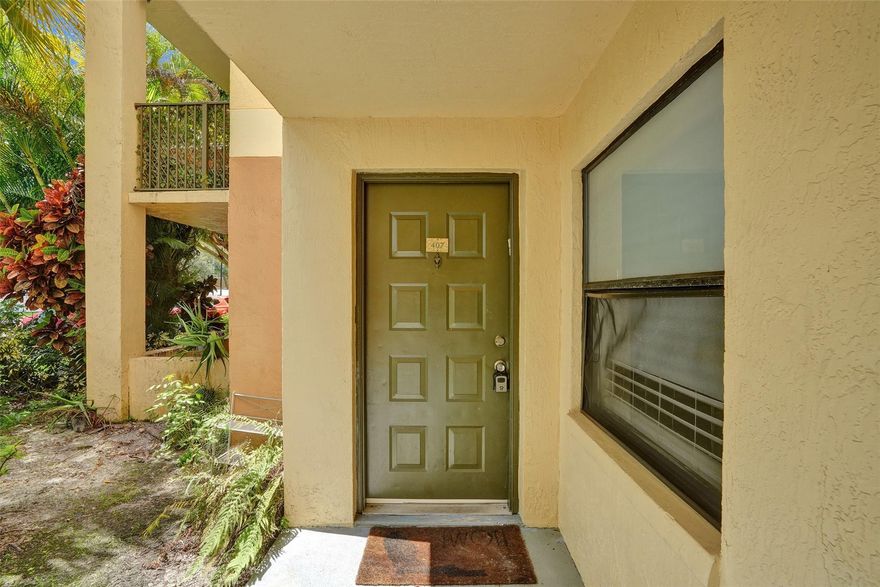 *AVAILABLE NOW* Spacious 2 Bed / 2 Bath split floor plan with a balcony on the first floor. Features an open kitchen, tile flooring, walk-in closets, and an in-unit washer & dryer room. Located in a resort-style community with amenities clubhouse, pool, jacuzzi, gym, and more. Conveniently close to restaurants, shopping at Sawgrass Mills, and major roads