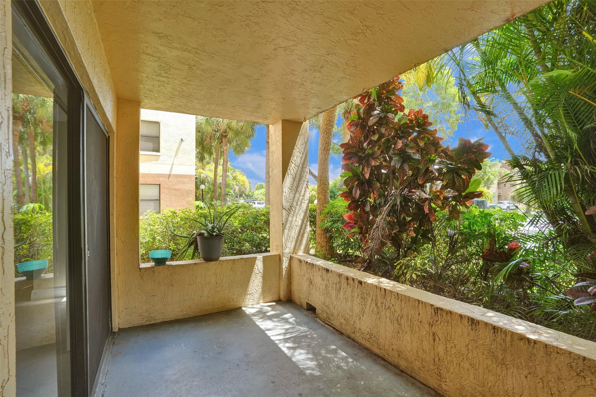 Summerbreeze Condo - Residential Lease