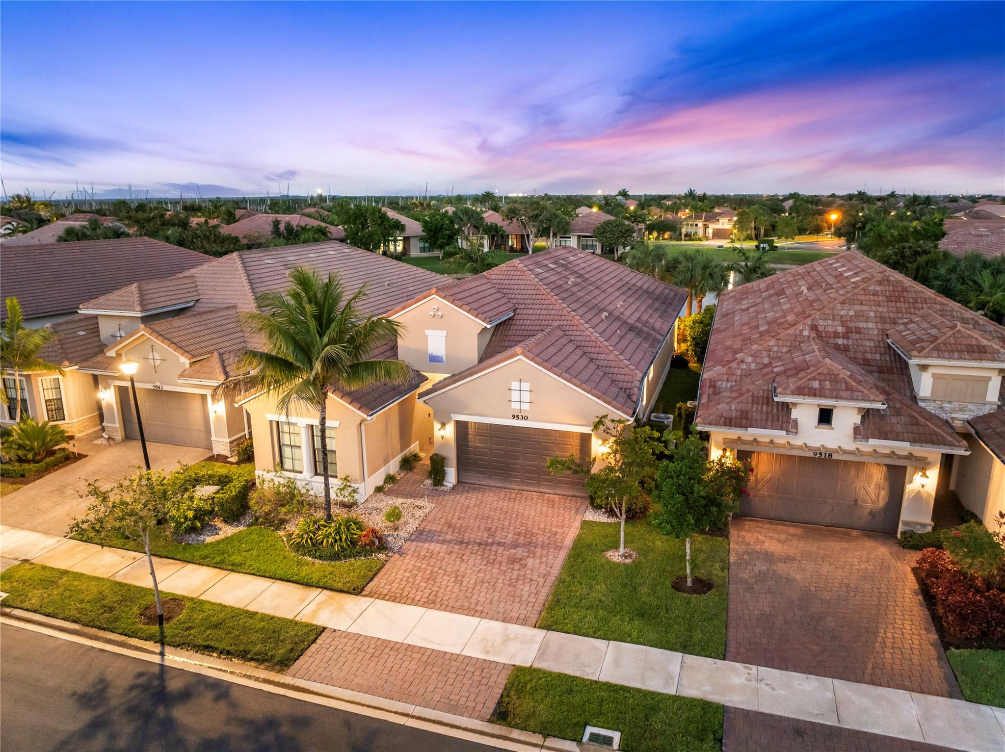 Four Seasons - Residential