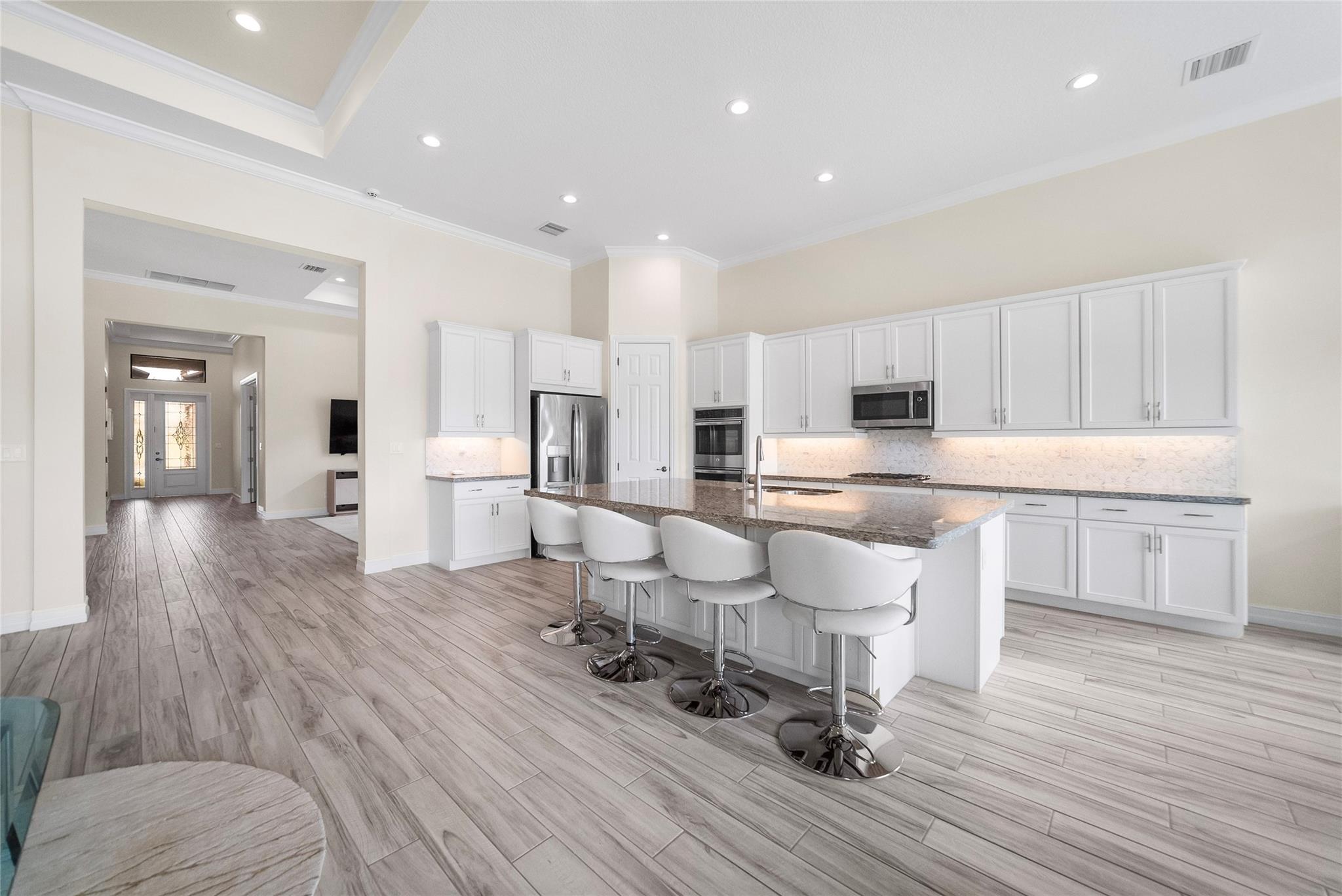 Four Seasons - Residential