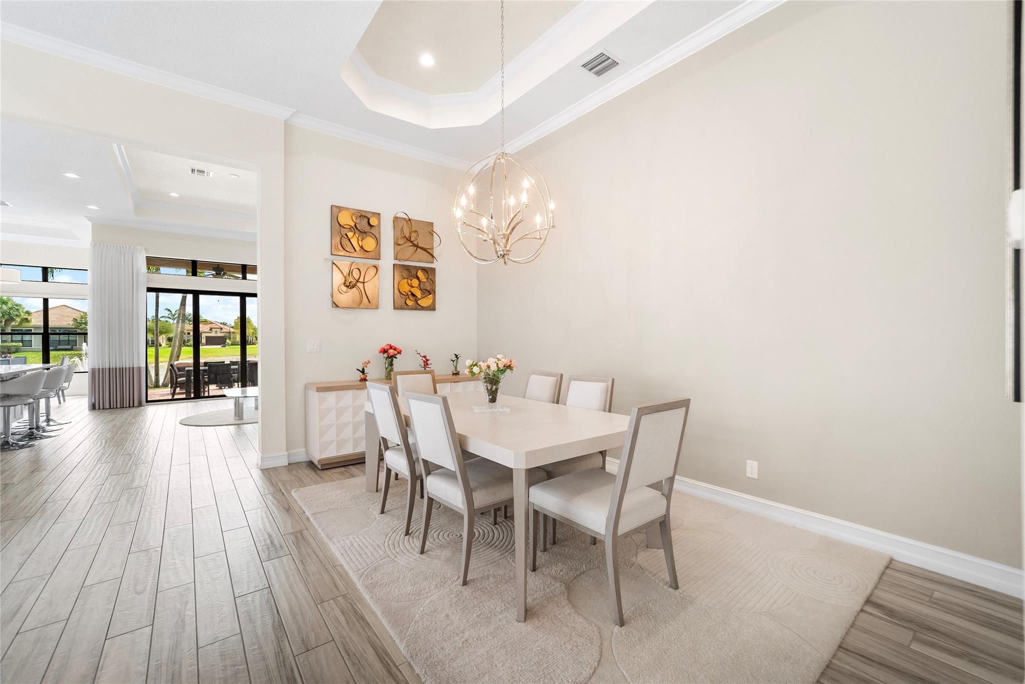 Four Seasons - Residential