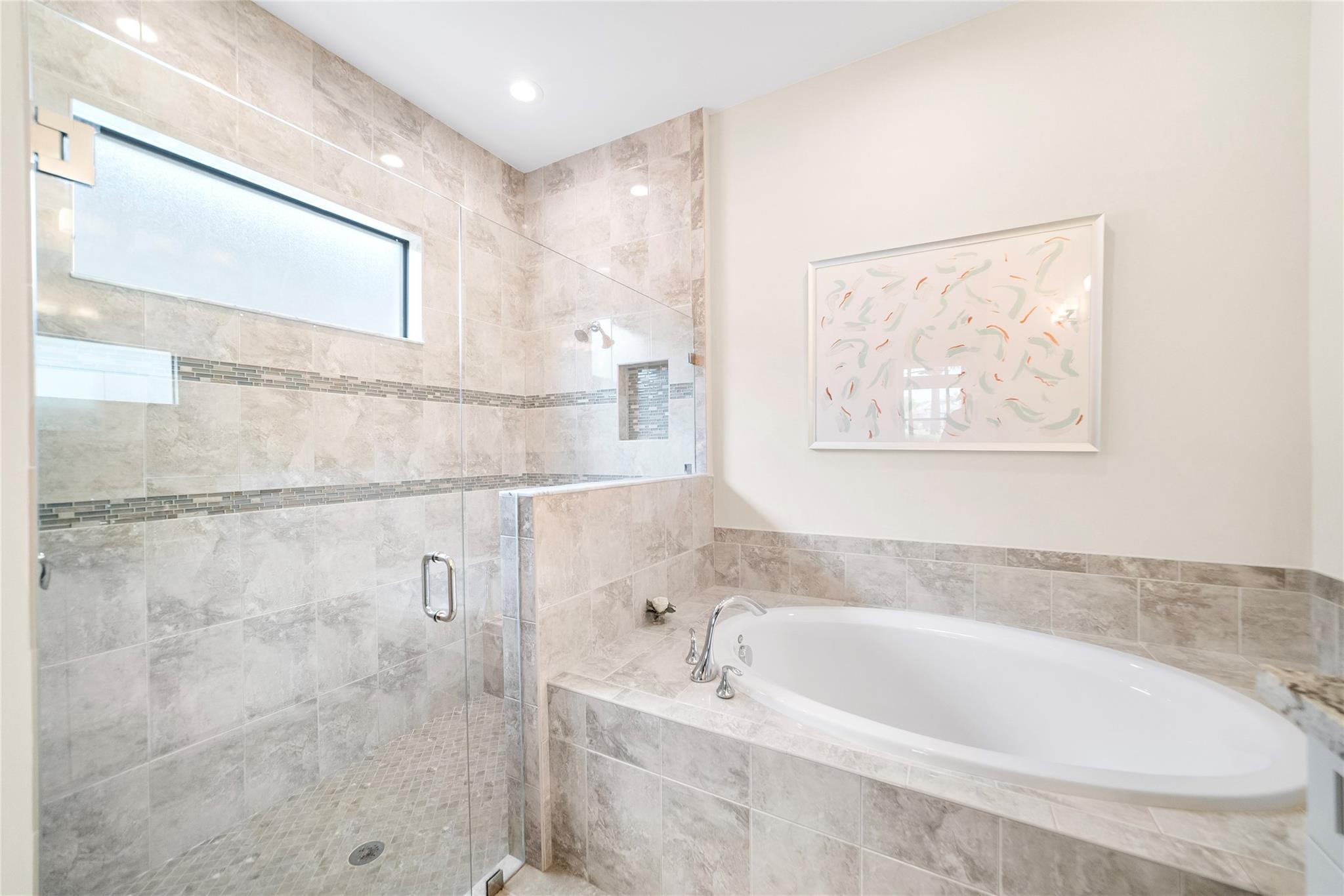 Four Seasons - Residential