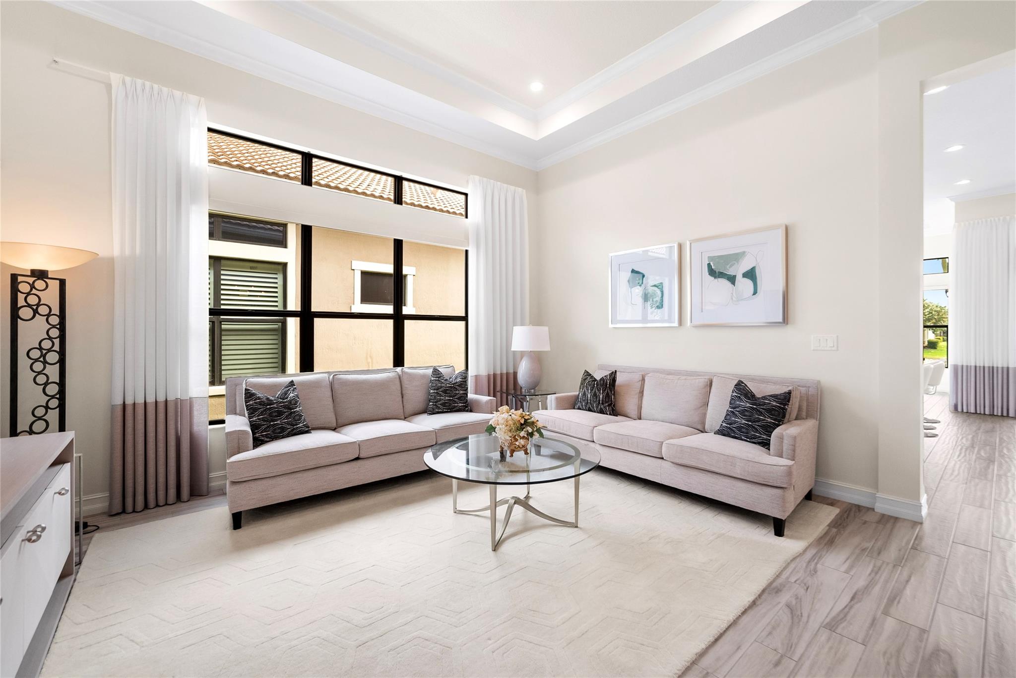 Four Seasons - Residential