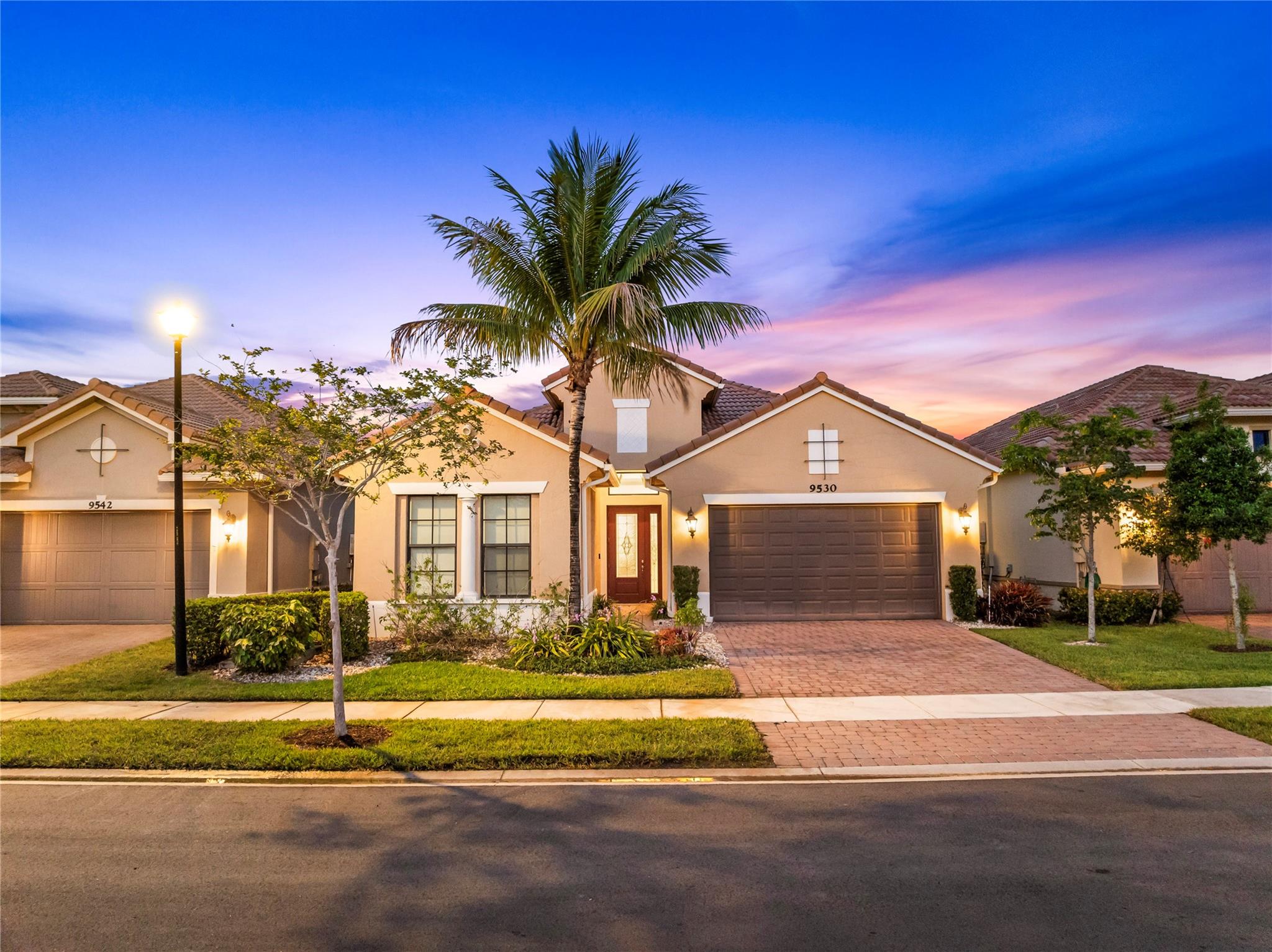 Four Seasons - Residential