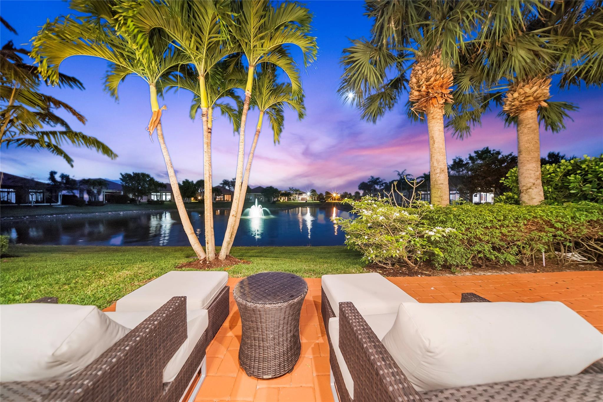 Four Seasons - Residential