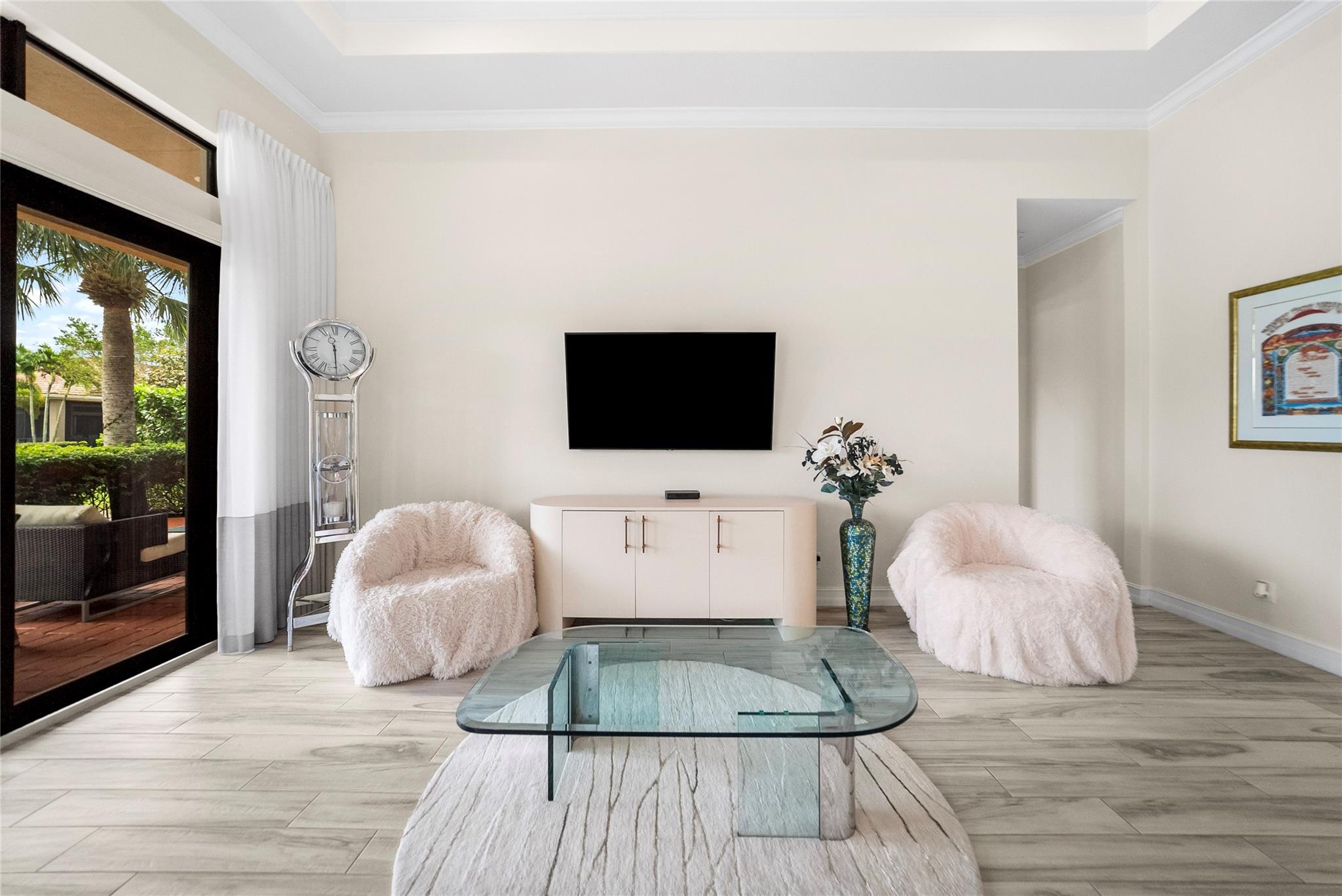 Four Seasons - Residential