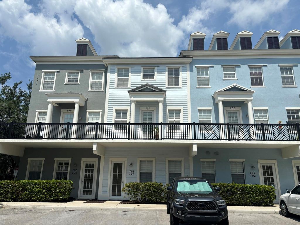 Photo of 221 Greenwich Circle #202, Jupiter, FL 33458 (MLS # R10988580)