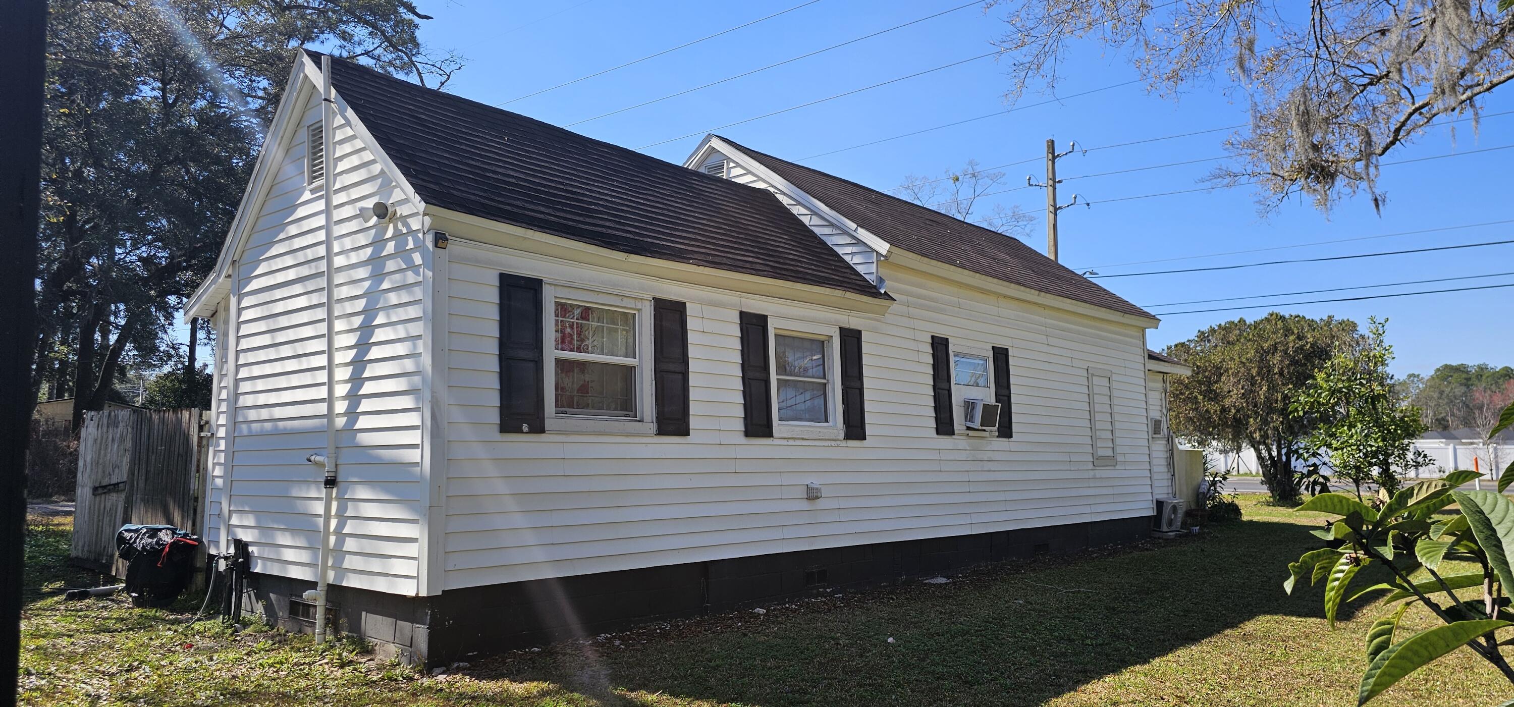 SIMMONS S/D PTS SIBBALD & - Residential