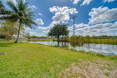 A home in Lauderdale Lakes