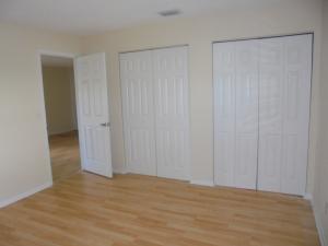 ISLAND HOUSE - Residential Lease