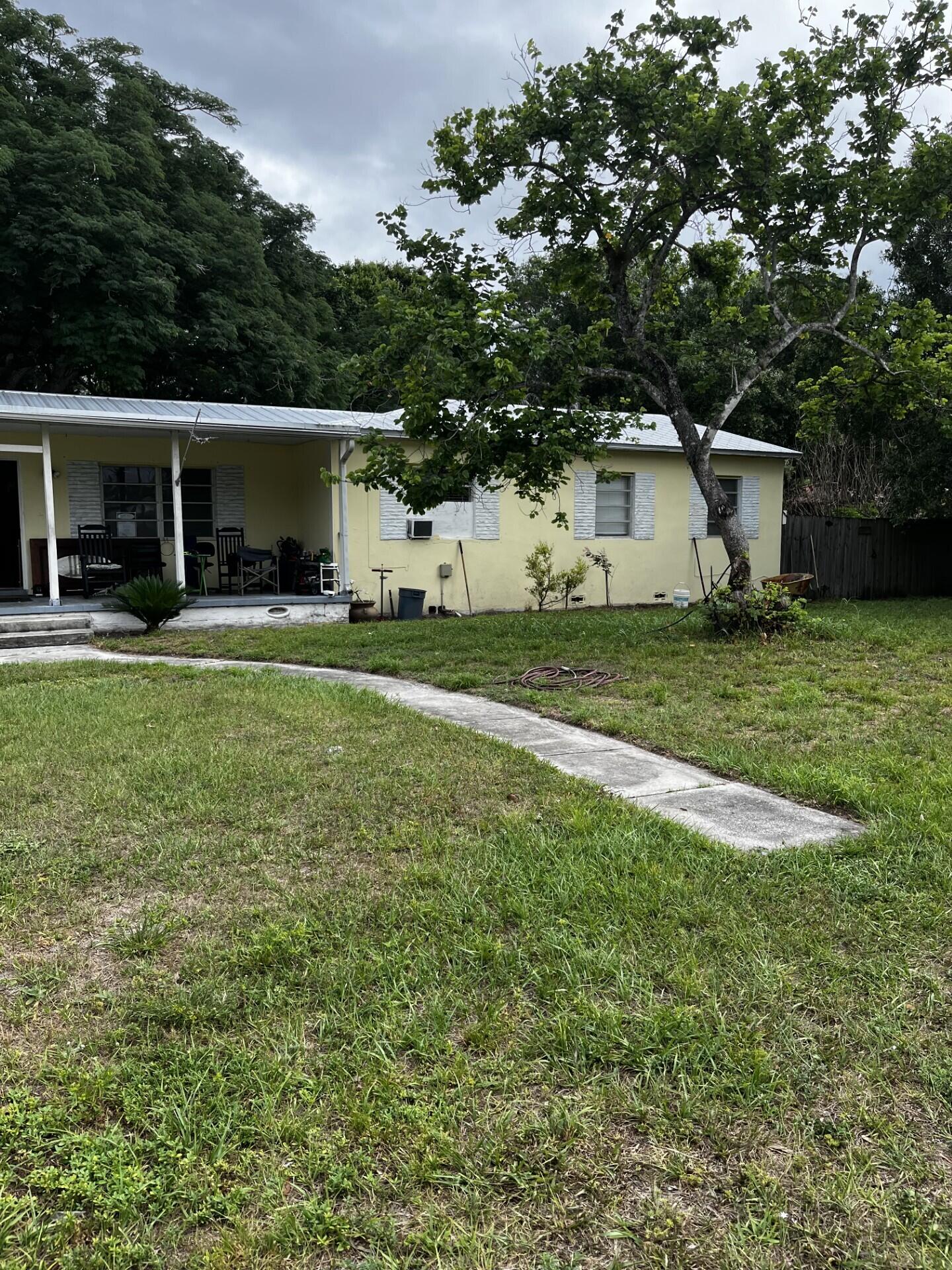 MARAVILLA ESTATES - Residential