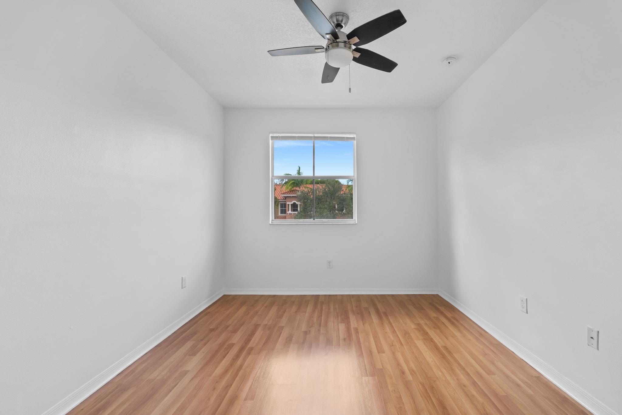 HAMPTON ISLES CONDO - Residential Lease