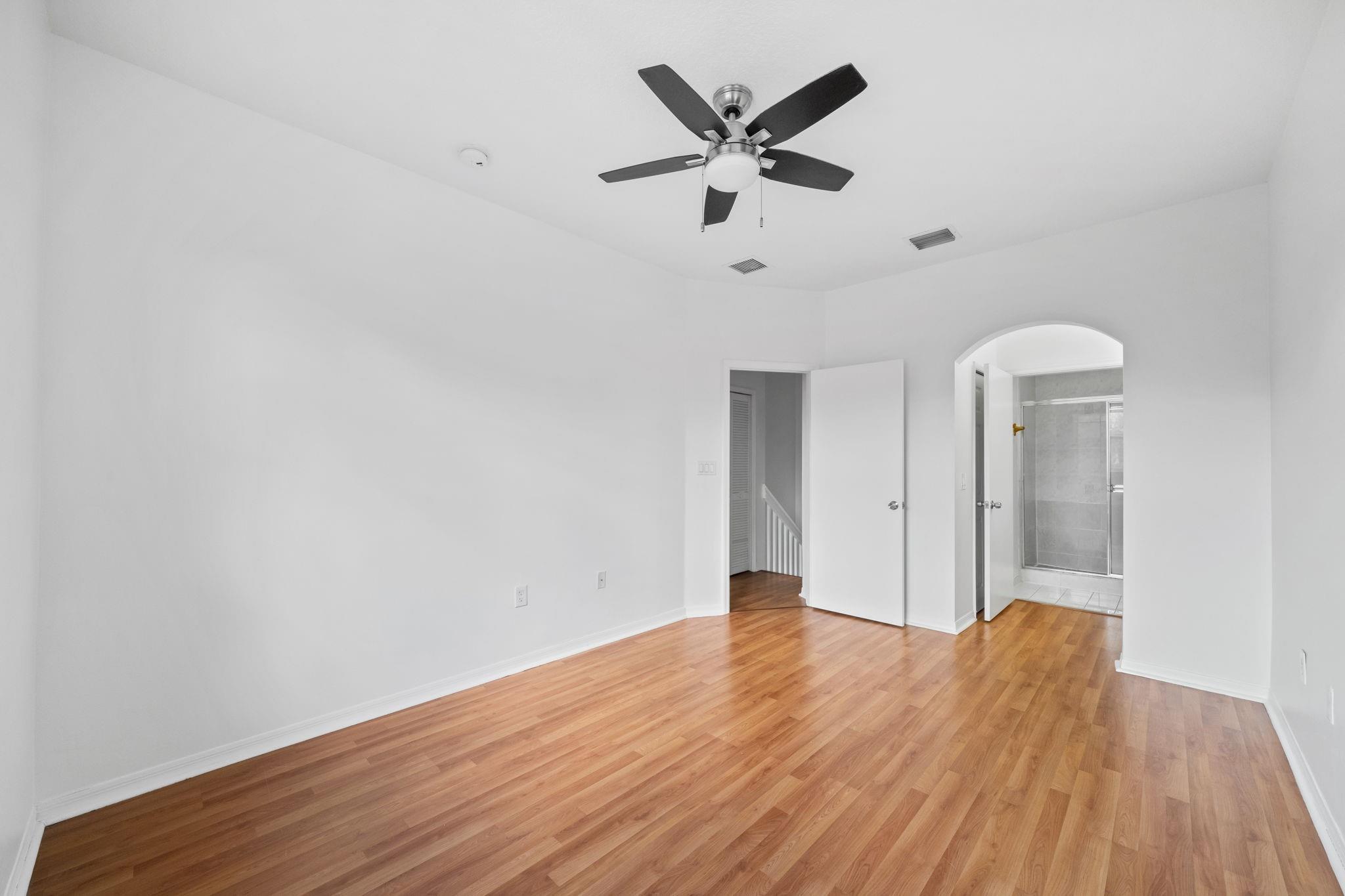 HAMPTON ISLES CONDO - Residential Lease