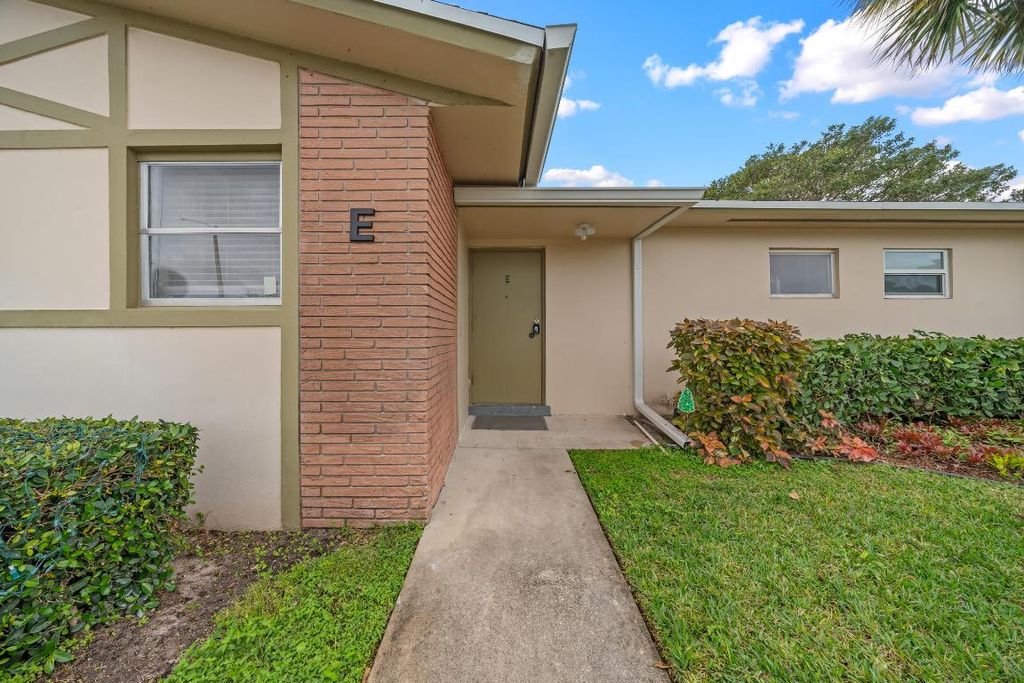 Photo of 2590 Barkley Drive E #E, West Palm Beach, FL 33415 (MLS # R11147288)