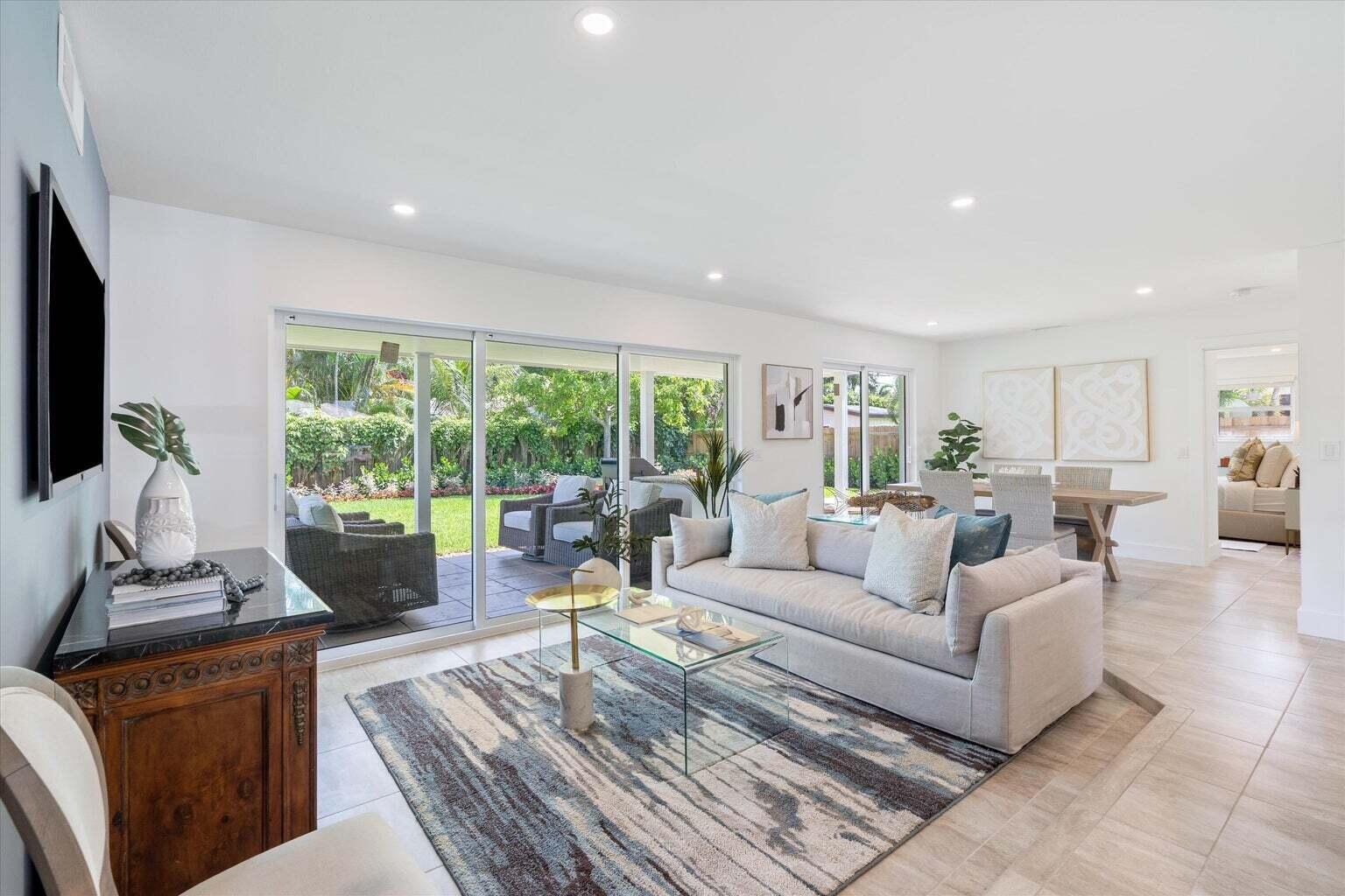 100 NW 18th Street