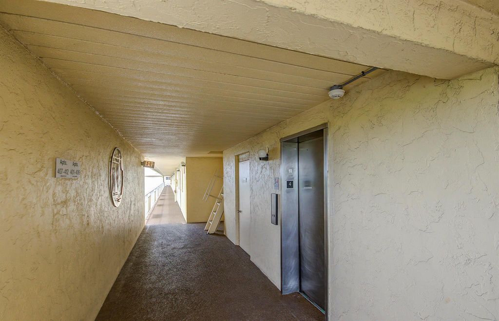 Photo of 2615 NE 3rd Court #4160, Boynton Beach, FL 33435 (MLS # R11098217)