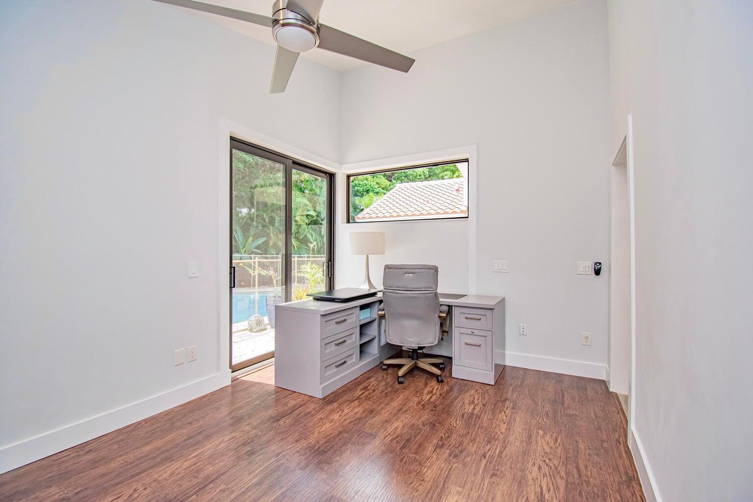 COLONY POINT - Residential