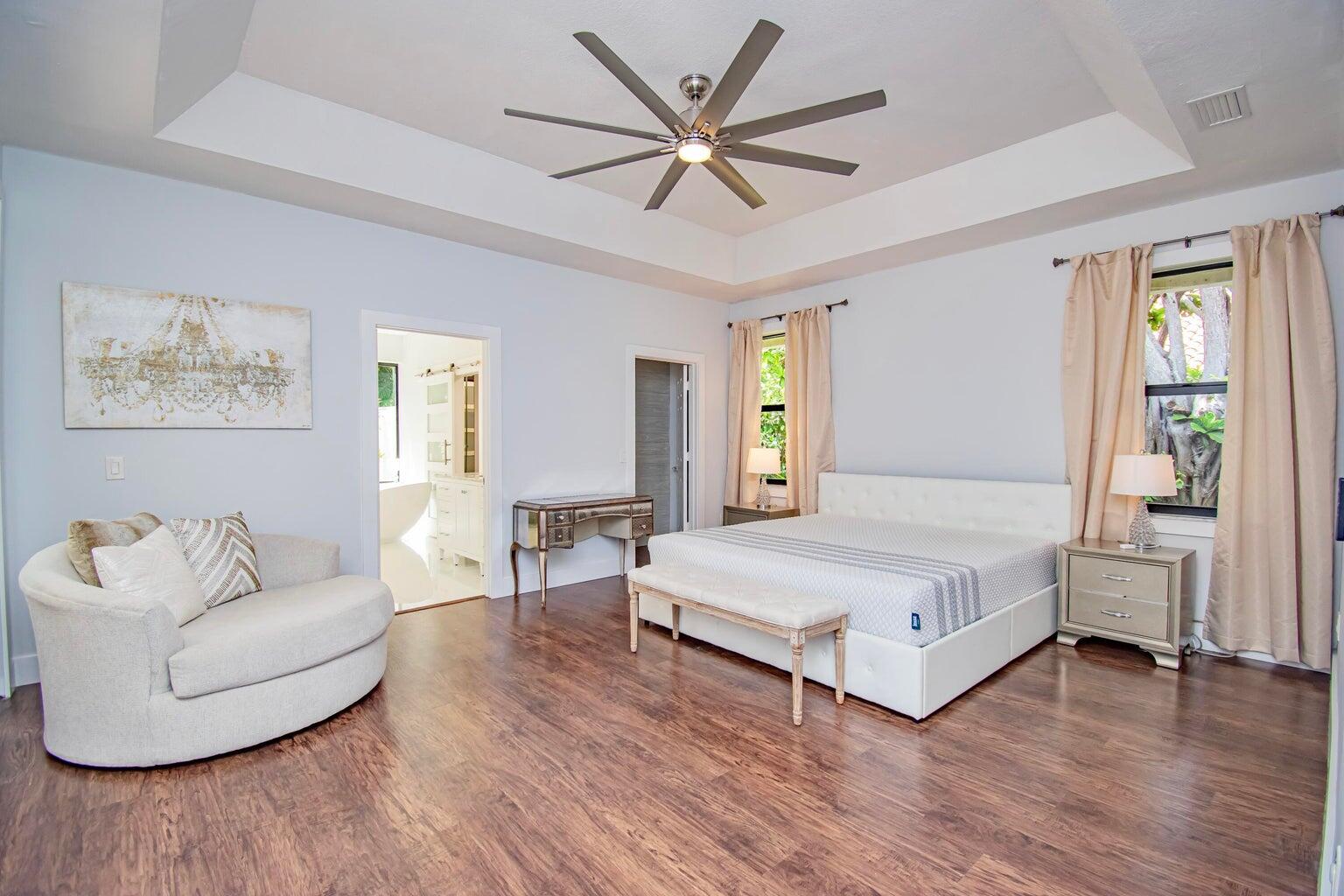 COLONY POINT - Residential