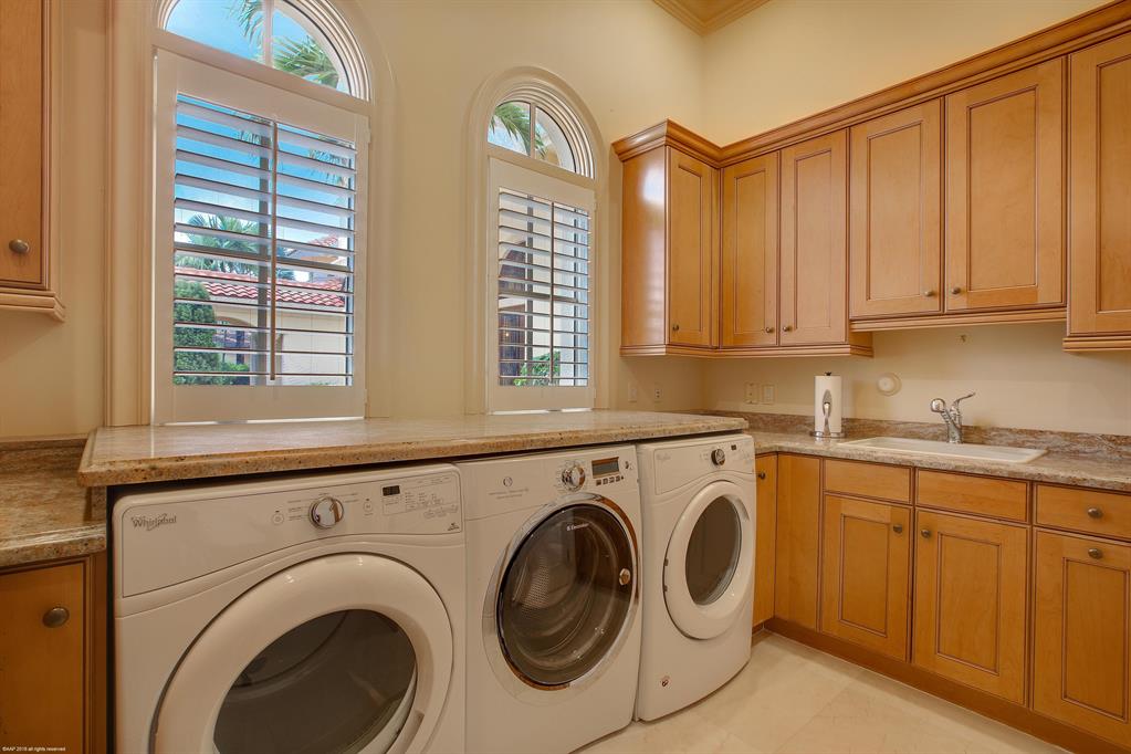 OLD PALM - Residential