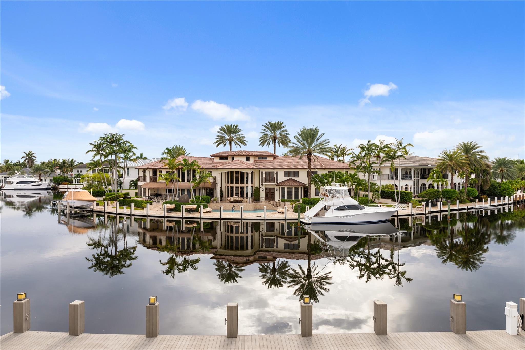 LIGHTHOUSE POINT - Residential