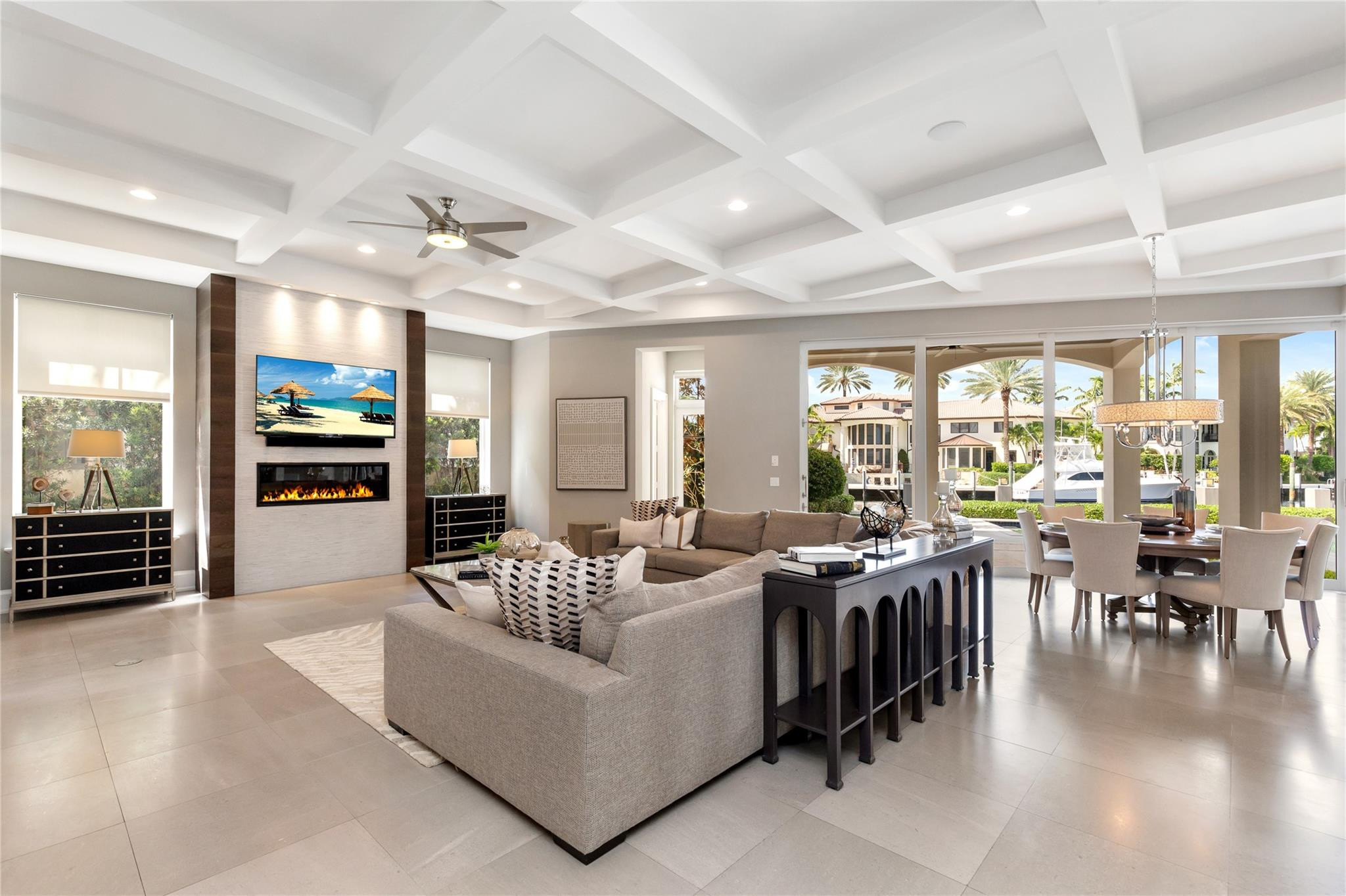 LIGHTHOUSE POINT - Residential