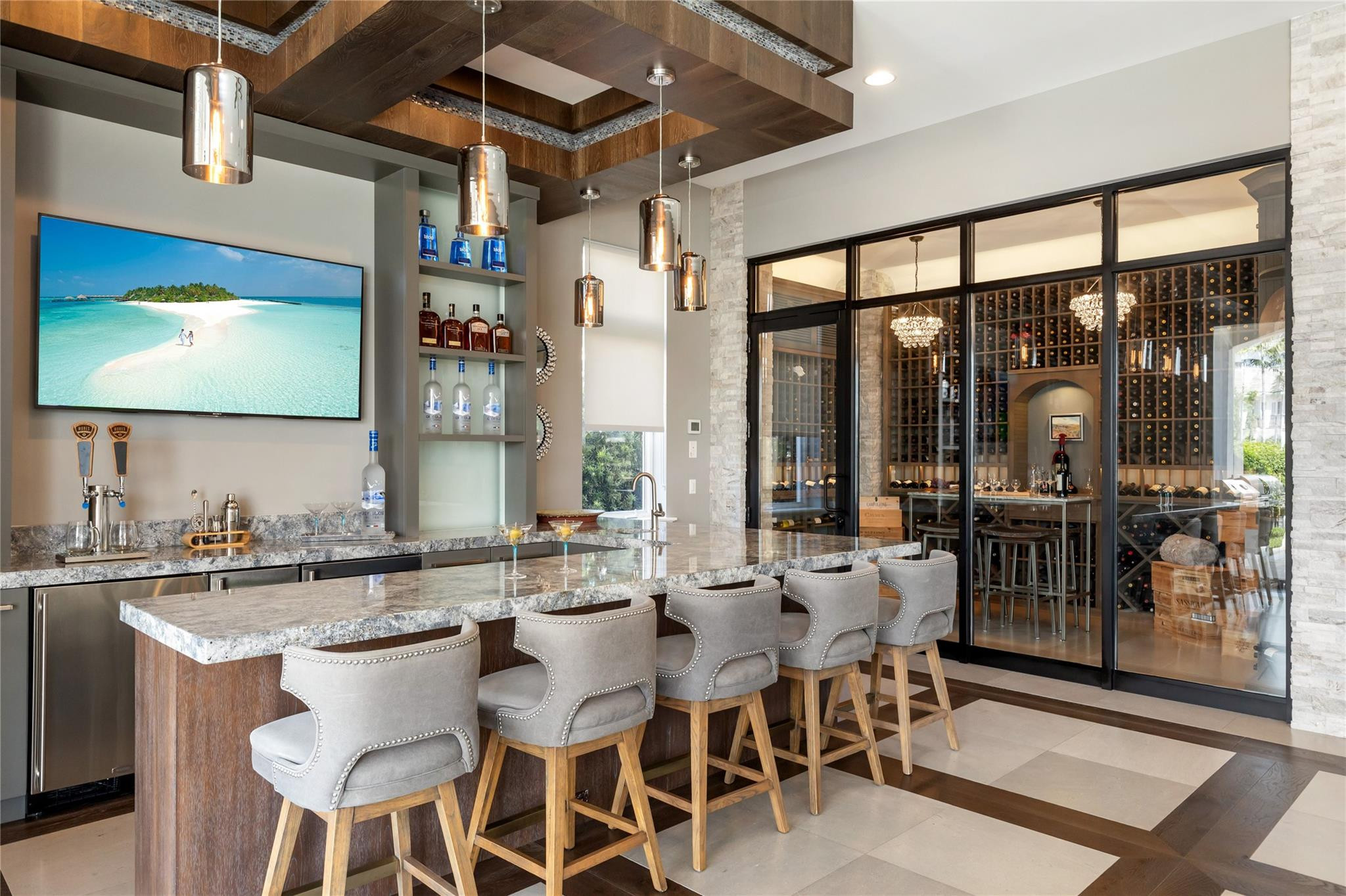 LIGHTHOUSE POINT - Residential