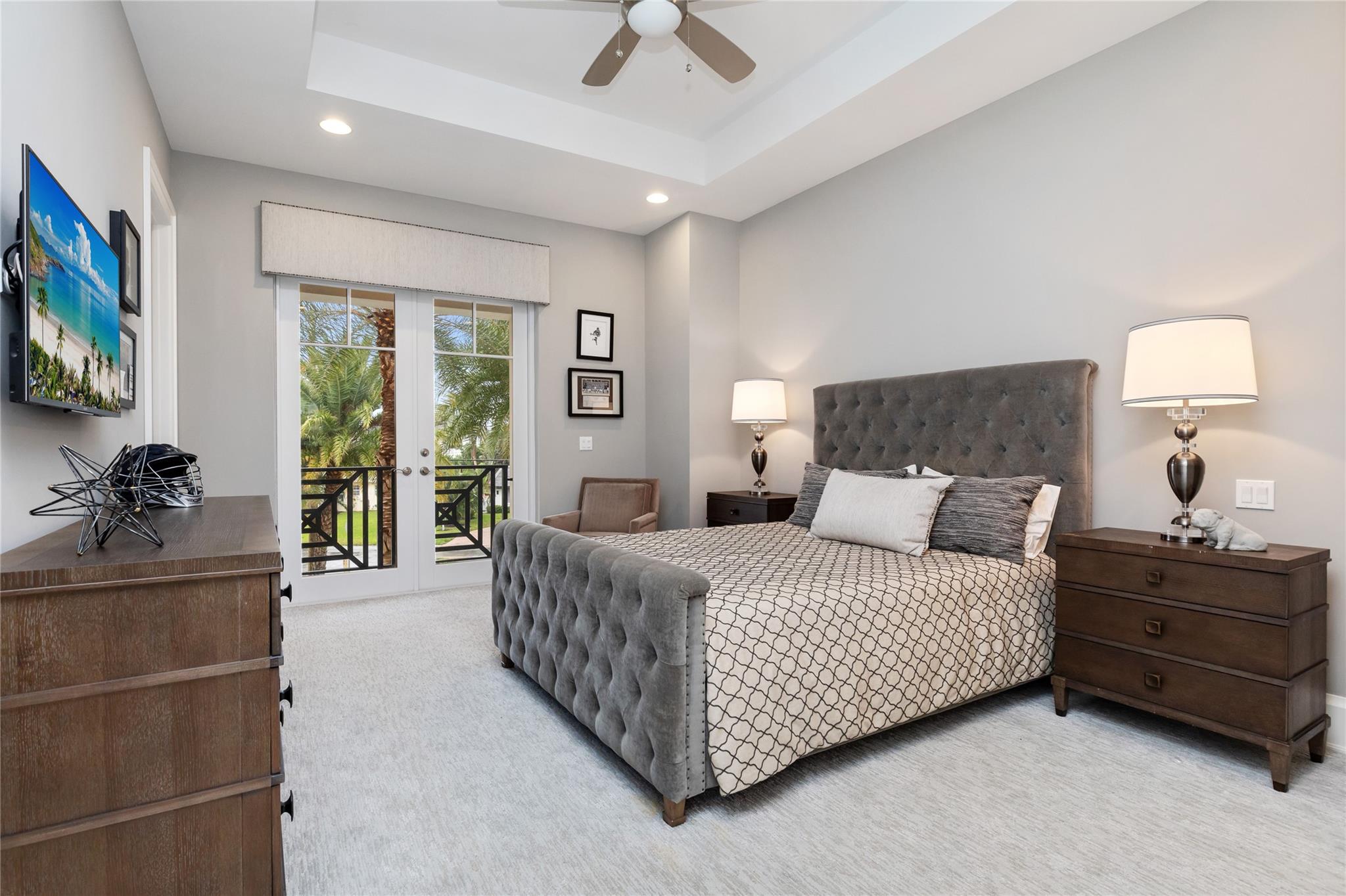 LIGHTHOUSE POINT - Residential