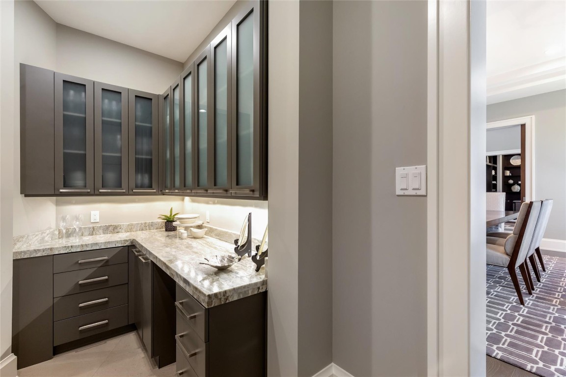 LIGHTHOUSE POINT - Residential