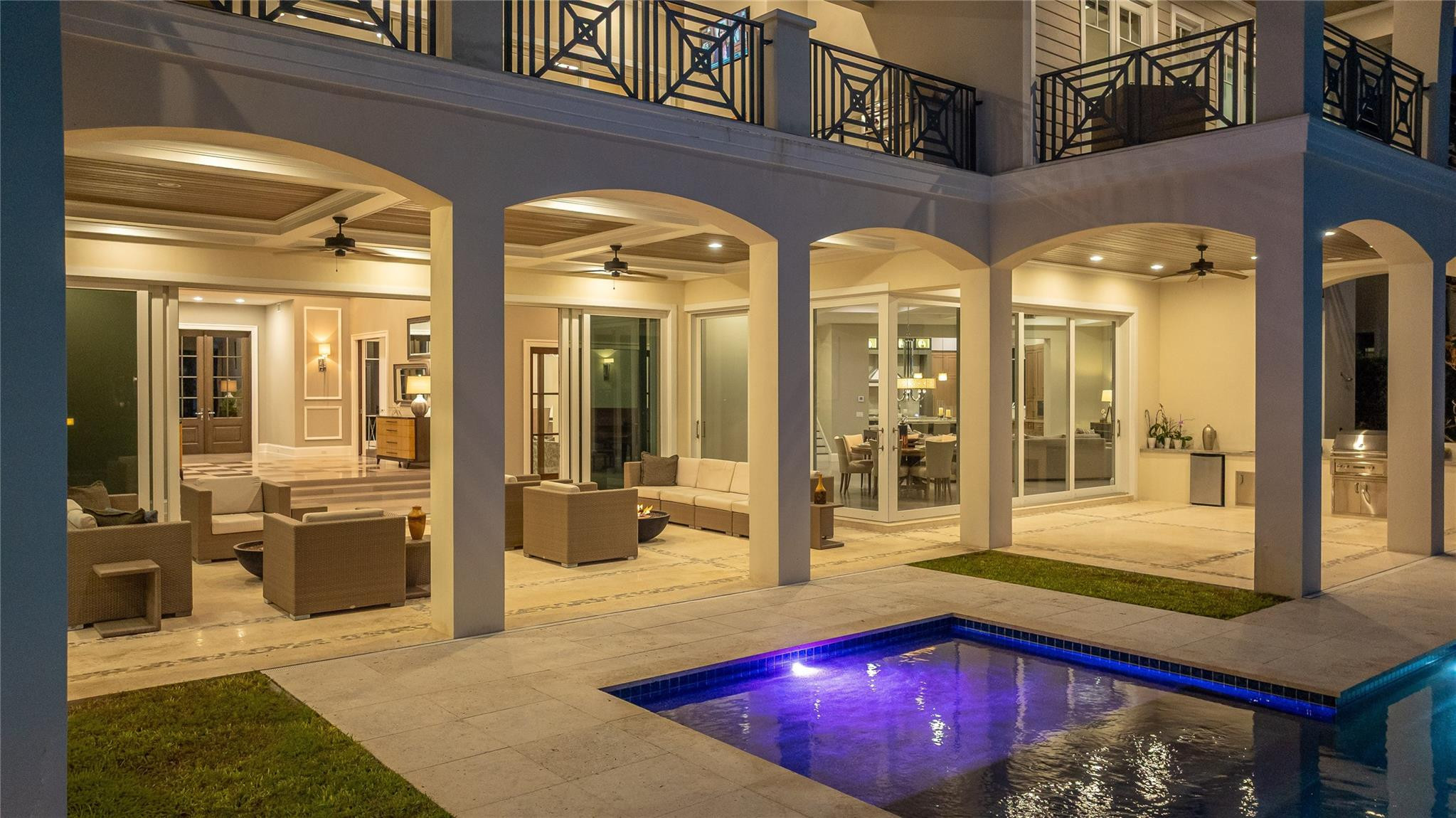 LIGHTHOUSE POINT - Residential