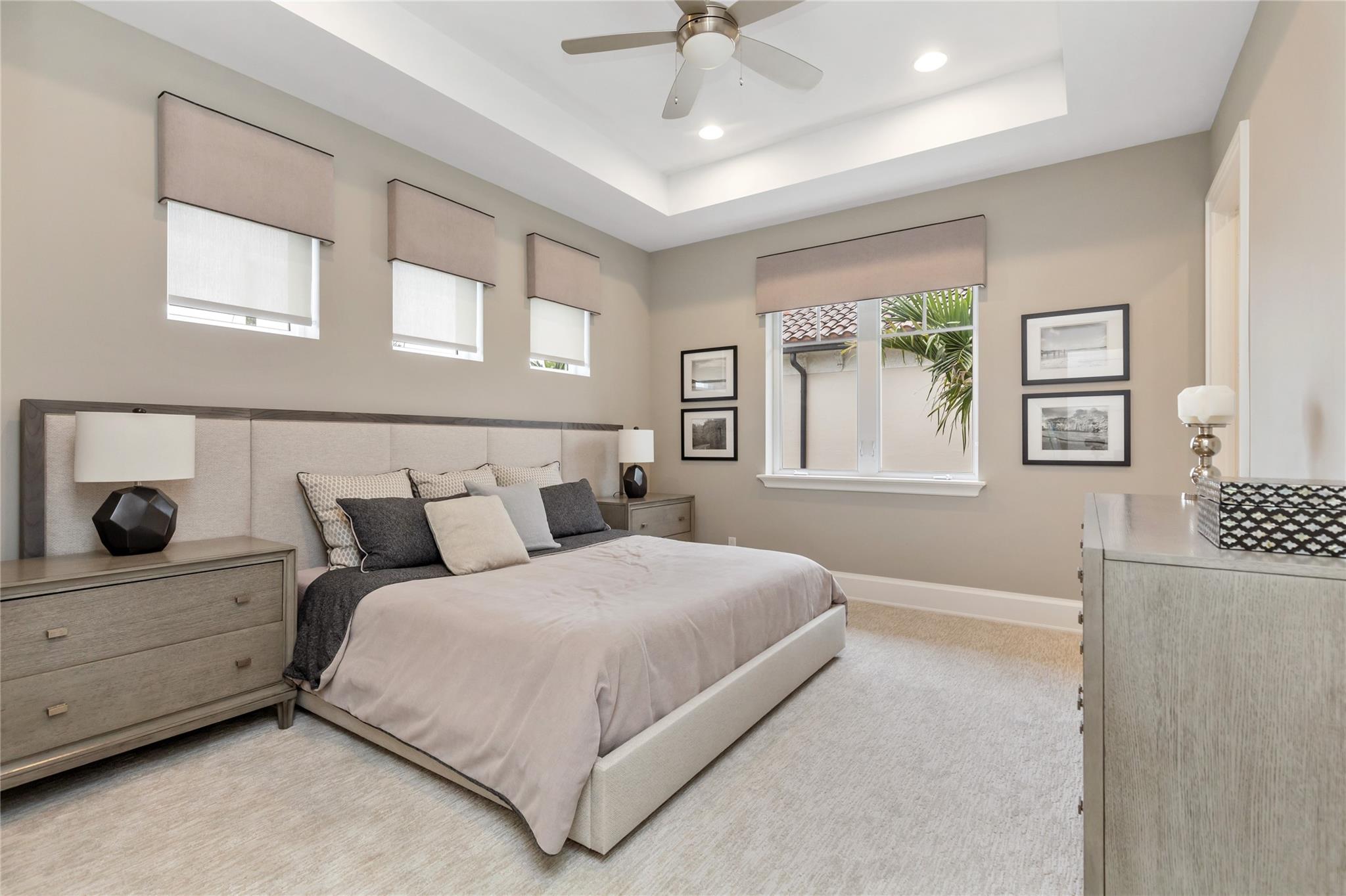 LIGHTHOUSE POINT - Residential