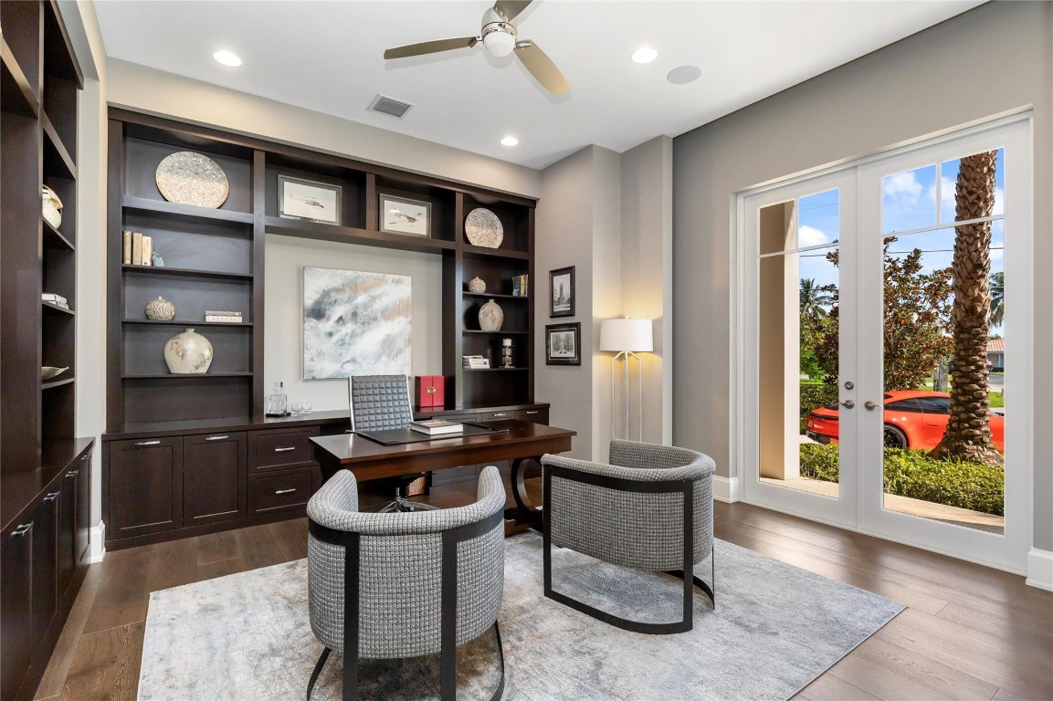 LIGHTHOUSE POINT - Residential