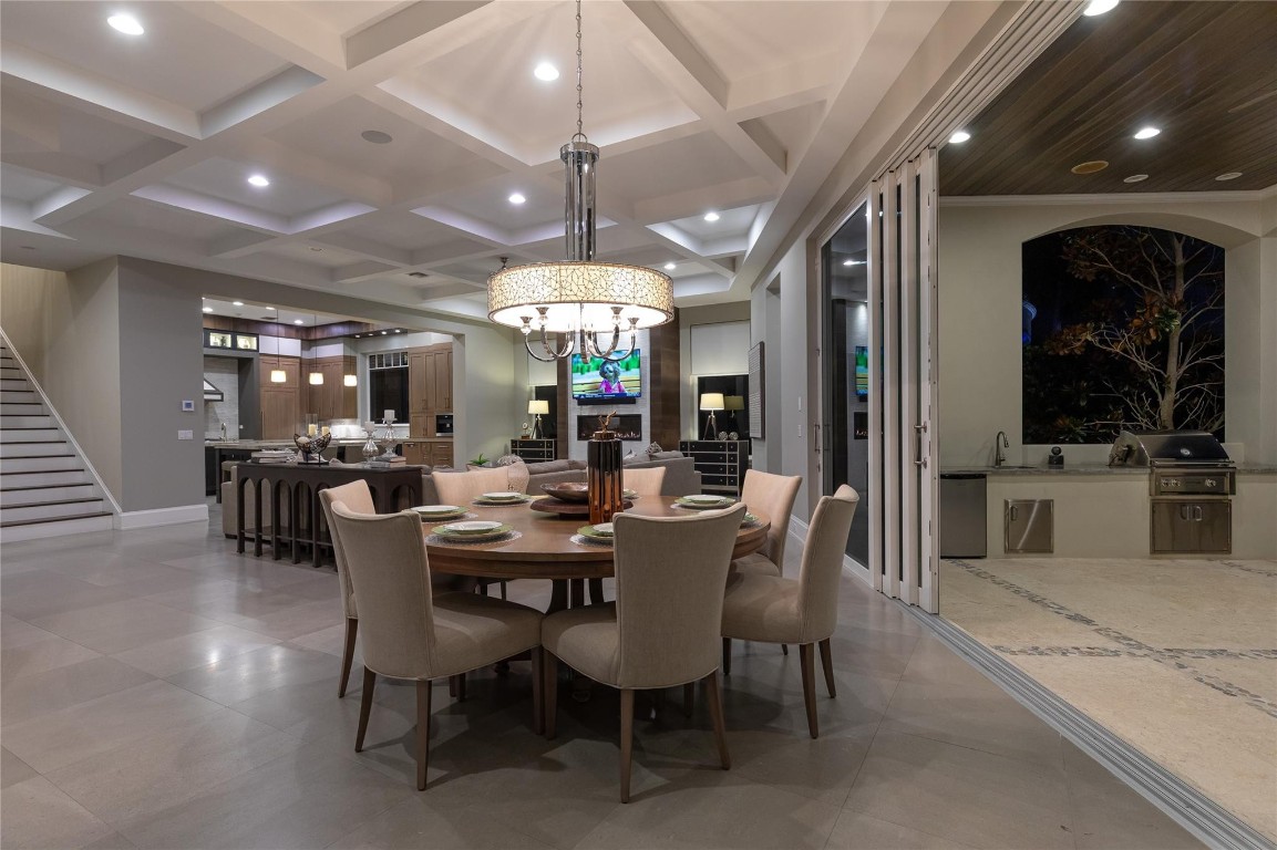 LIGHTHOUSE POINT - Residential