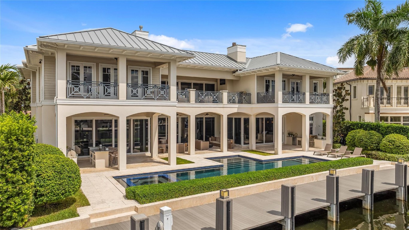 LIGHTHOUSE POINT - Residential