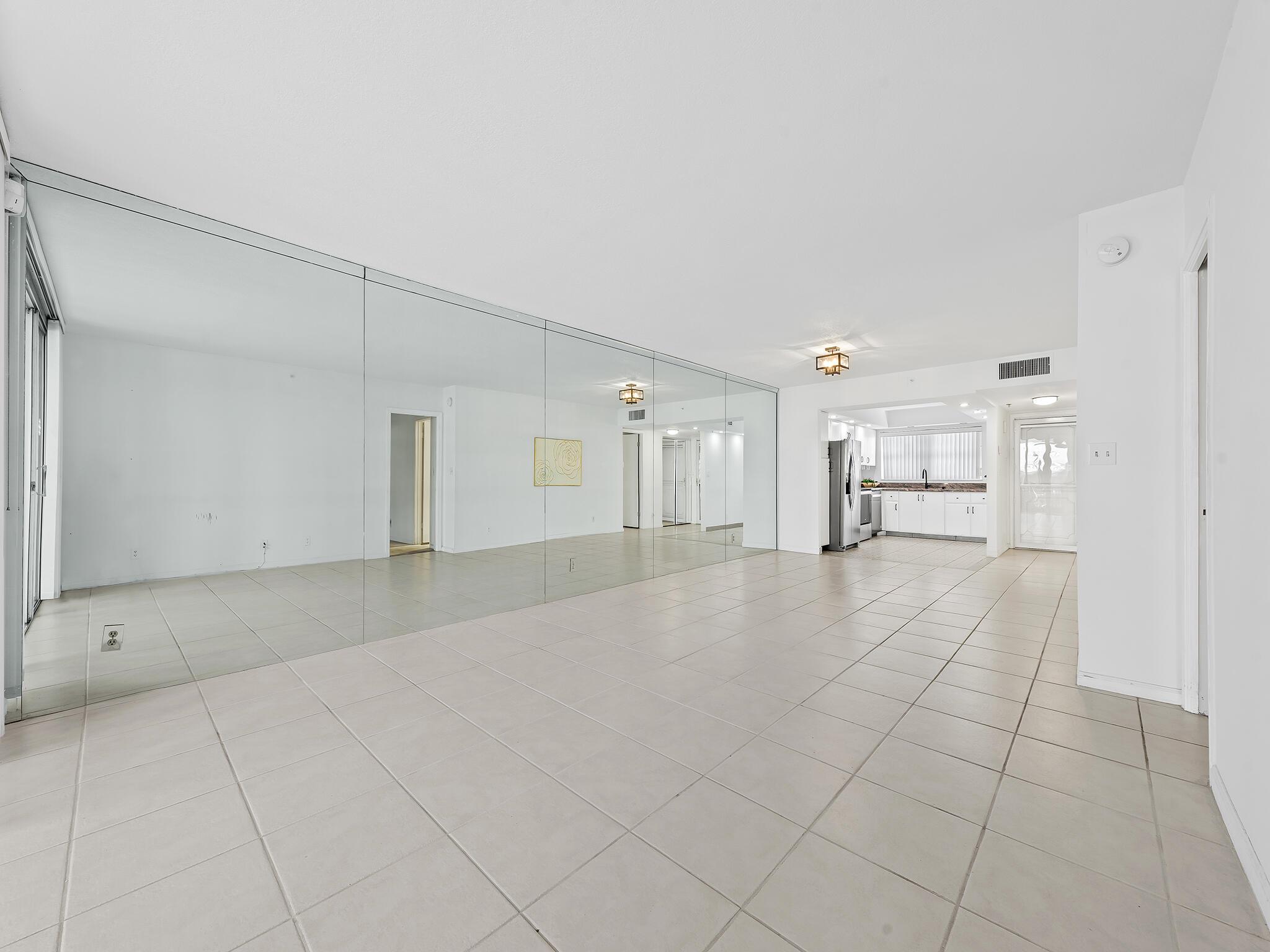SEAGATE OF HIGHLAND CONDO - Residential