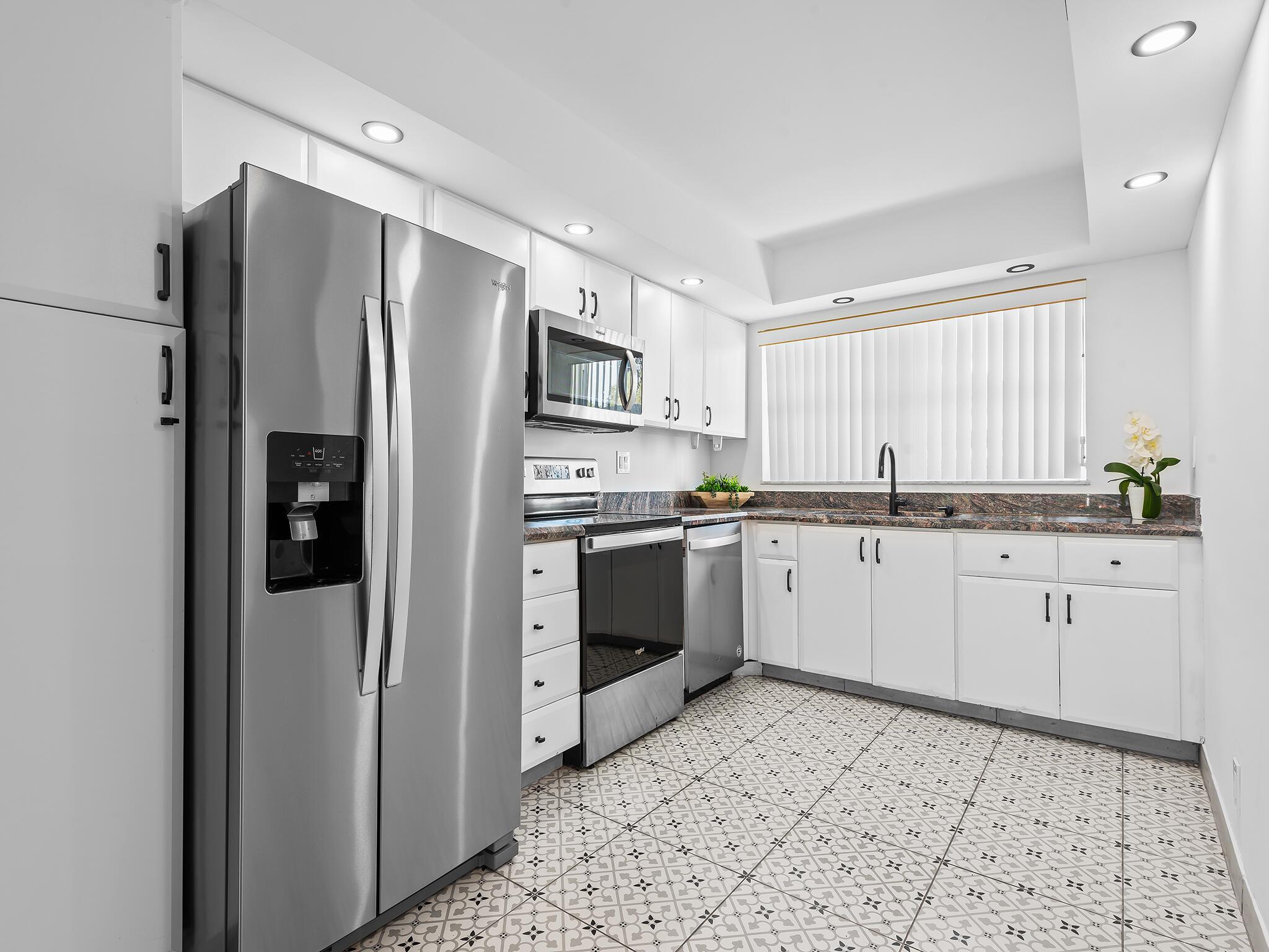 3300 S Ocean Boulevard 123-C