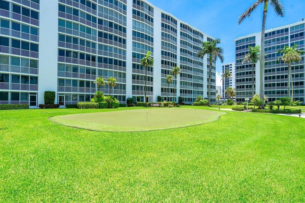 SEAGATE OF HIGHLAND CONDO - Residential