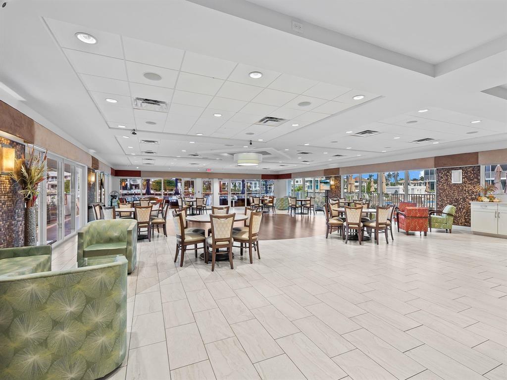 SEAGATE OF HIGHLAND CONDO - Residential