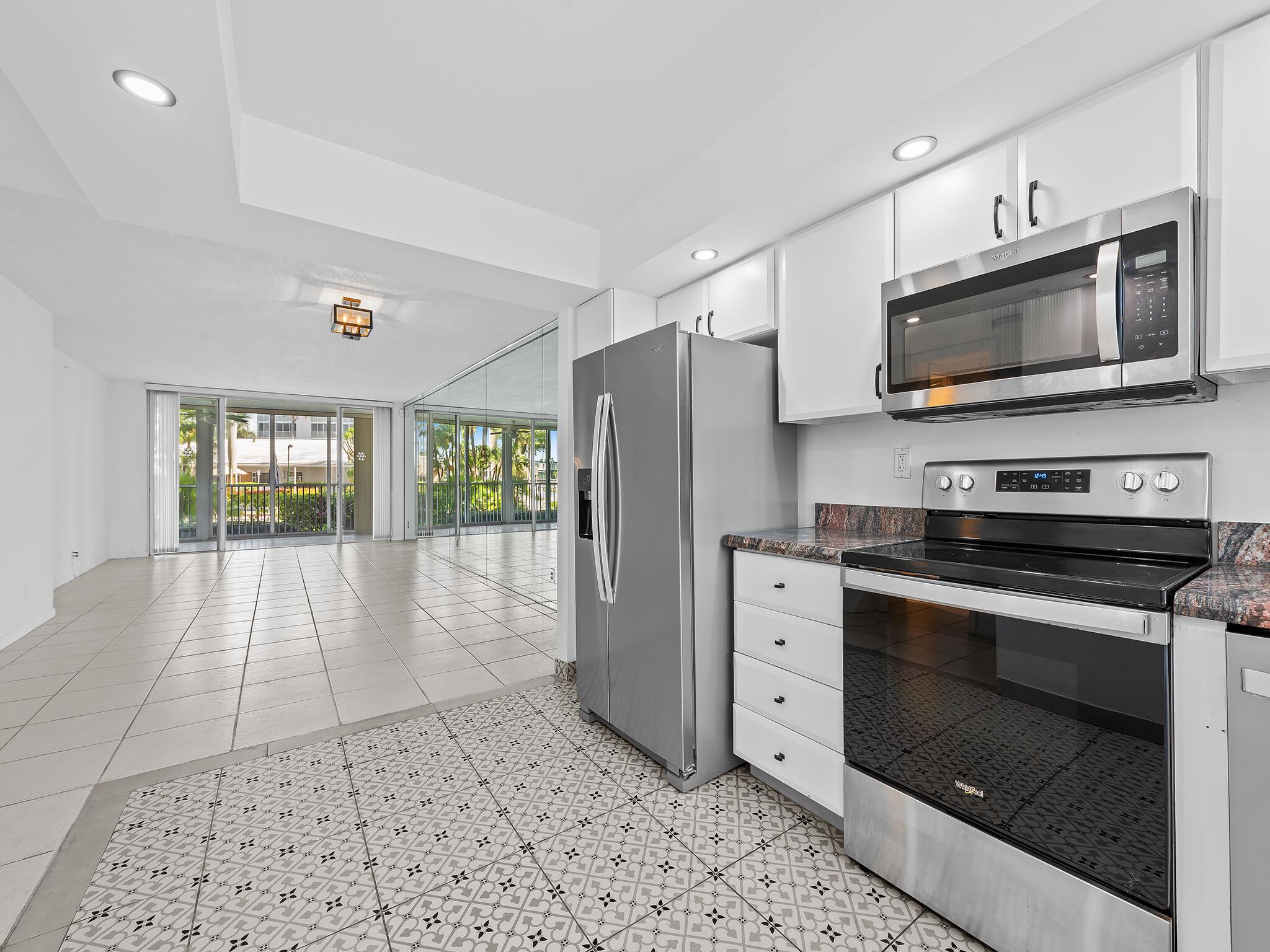 3300 S Ocean Boulevard 123-C