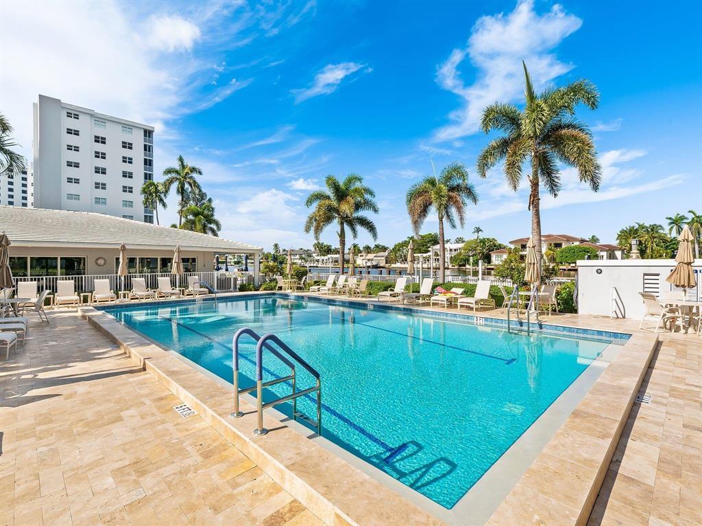 SEAGATE OF HIGHLAND CONDO - Residential