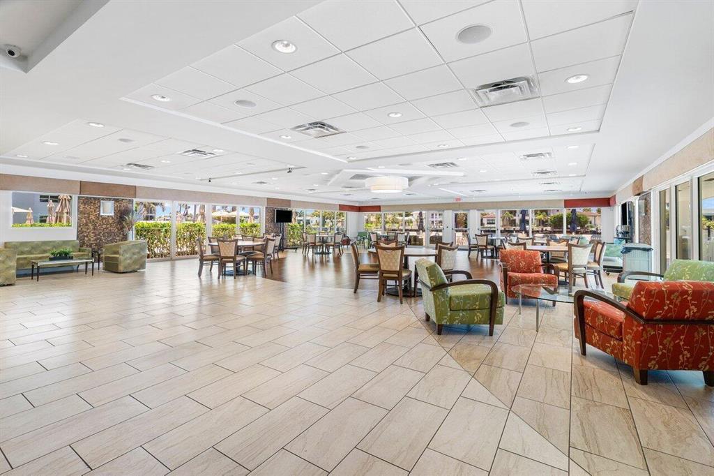 SEAGATE OF HIGHLAND CONDO - Residential