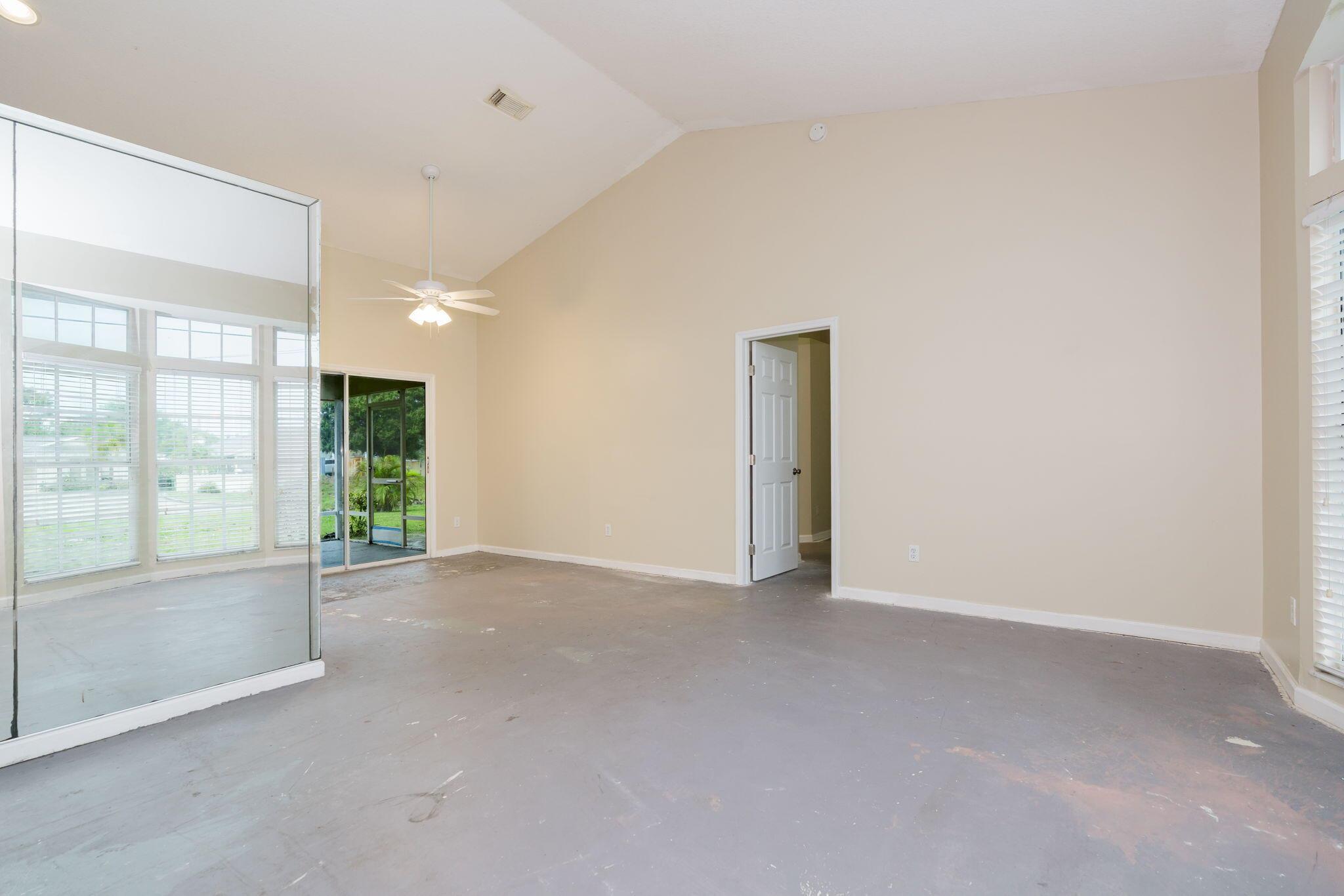 PORT ST LUCIE SECTION 5 - Residential