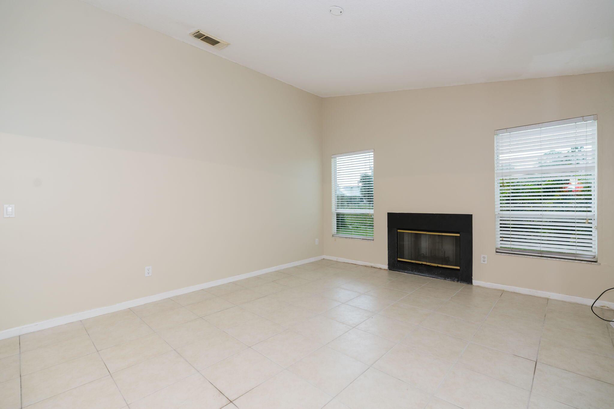PORT ST LUCIE SECTION 5 - Residential