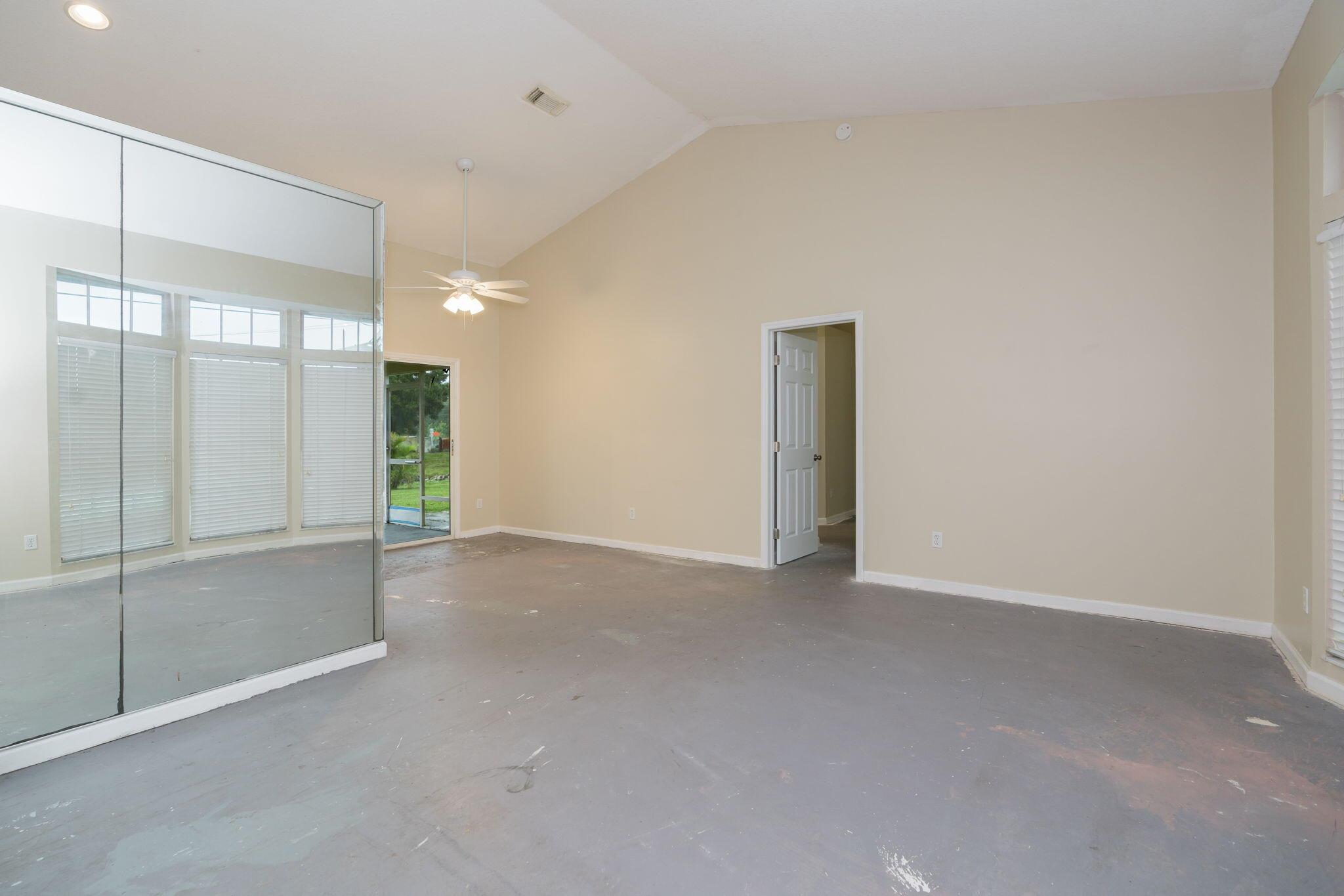 PORT ST LUCIE SECTION 5 - Residential