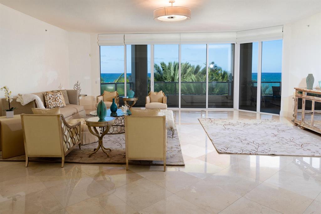 BELLARIA CONDO - Residential