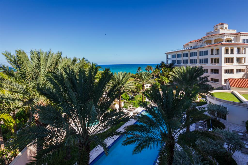 BELLARIA CONDO - Residential