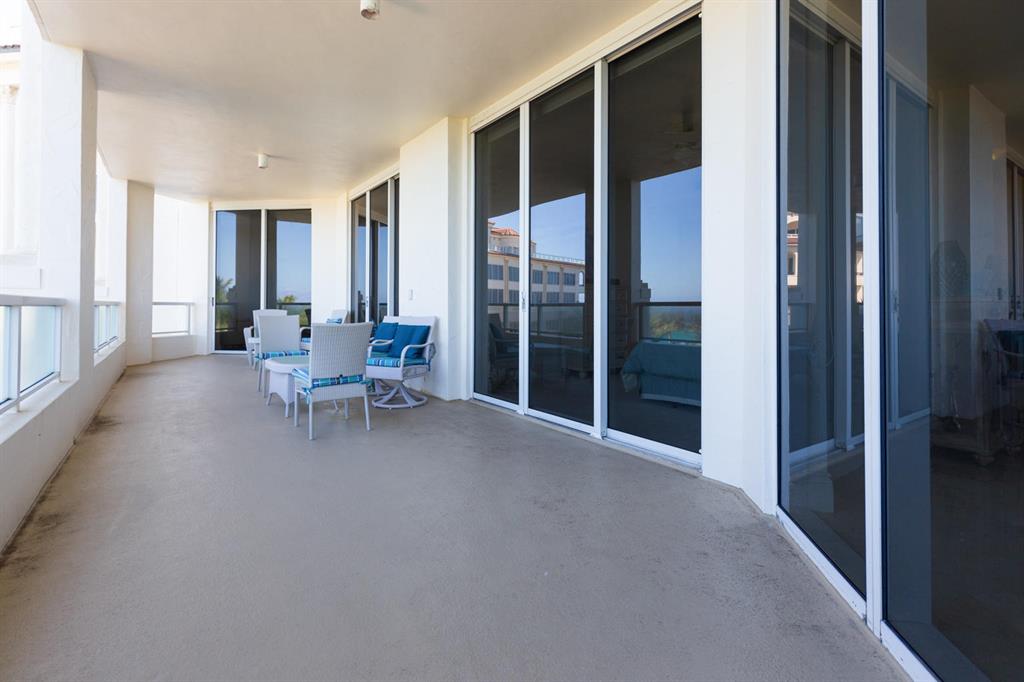 BELLARIA CONDO - Residential