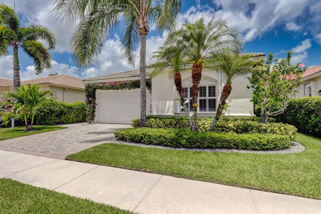 Photo of 123 Casa Grande Court Ct, Palm Beach Gardens, FL 33418 (MLS # R10793921)