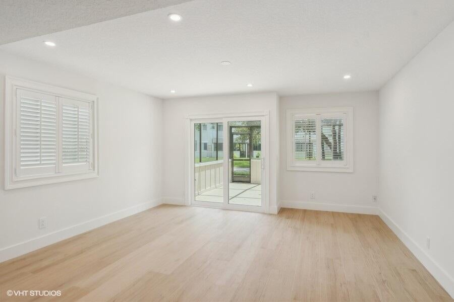 Photo of 6207 Riverwalk Lane #8, Jupiter, FL 33458 (MLS # R11013165)