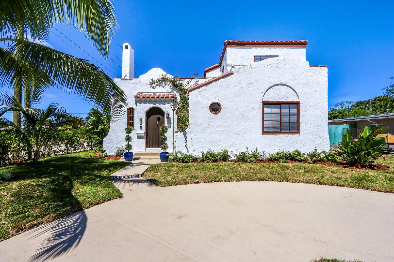 Historic Spanish Revival home for rent. Centrally located in an established, quiet neighborhood. Primary bedroom and bathroom downstairs. Fenced yard, GE Cafe range & microwave. Enjoy walking to the Lake Park Harbor Marina, pickleball, downtown restaurants and shops. Fenced yard, well behaved pets welcomed.