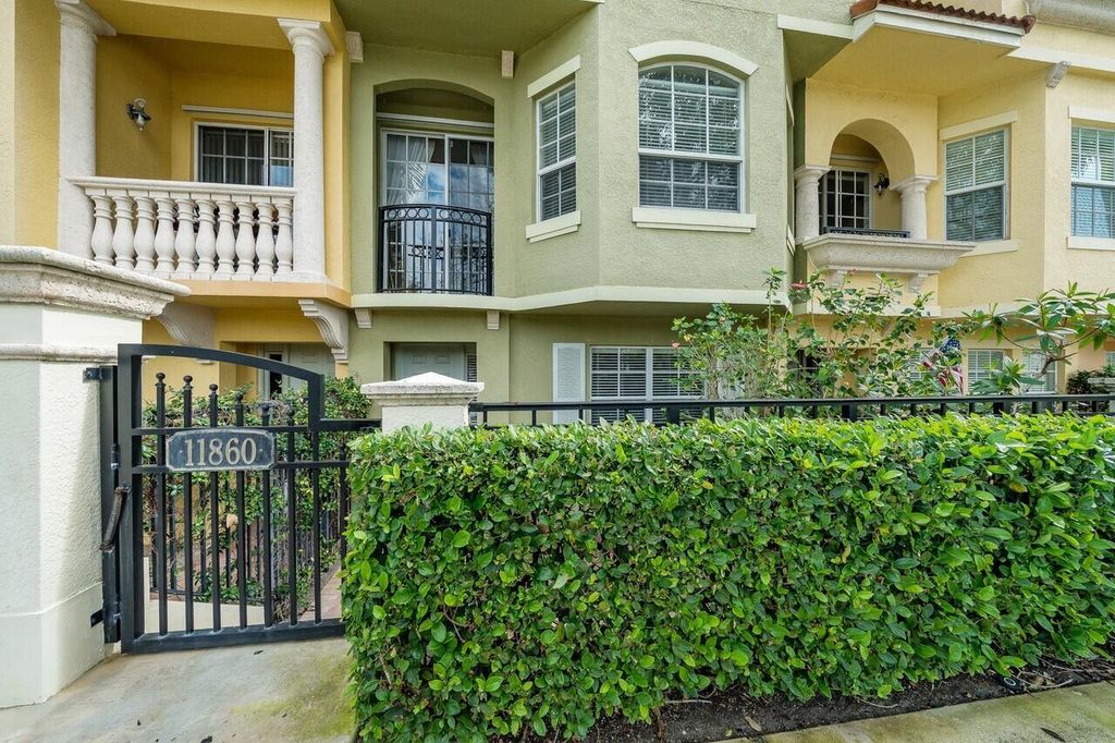 Photo of 11860 Valencia Gardens Avenue, Palm Beach Gardens, FL 33410 (MLS # R11162356)